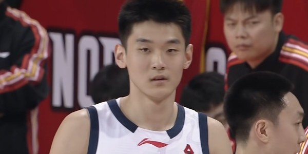 leyu-CBA名记：广东队2名球员，已经被杜锋边缘化