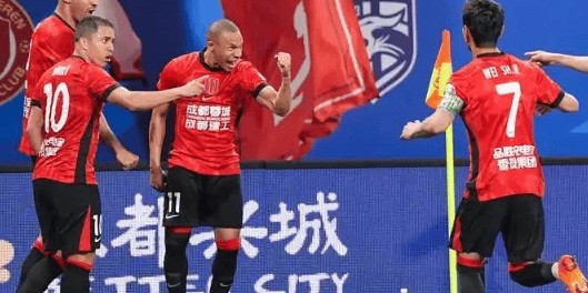 中国站入口-一场4:0！成都蓉城豪取五连胜，5分领跑，并送浙江五轮不胜0进球